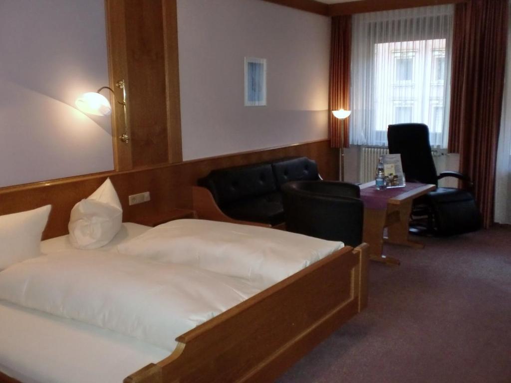 Hotel Sonne Bad Wildbad Room photo