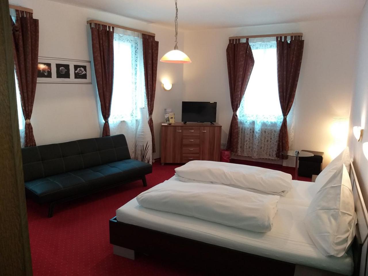 Hotel Sonne Bad Wildbad Exterior photo